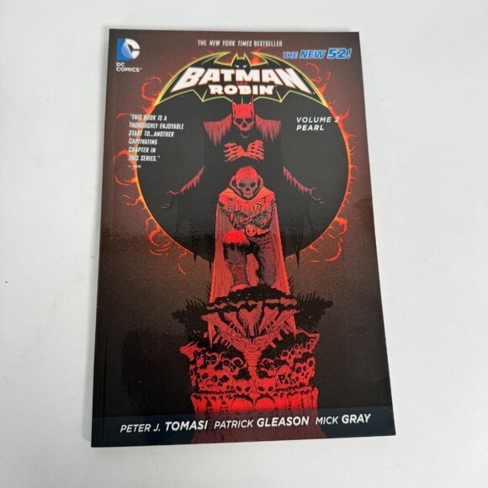 Batman and Robin Vol‎ 2 Pearl 2013 Superheroes DC Comic Fantasy Fiction Novel